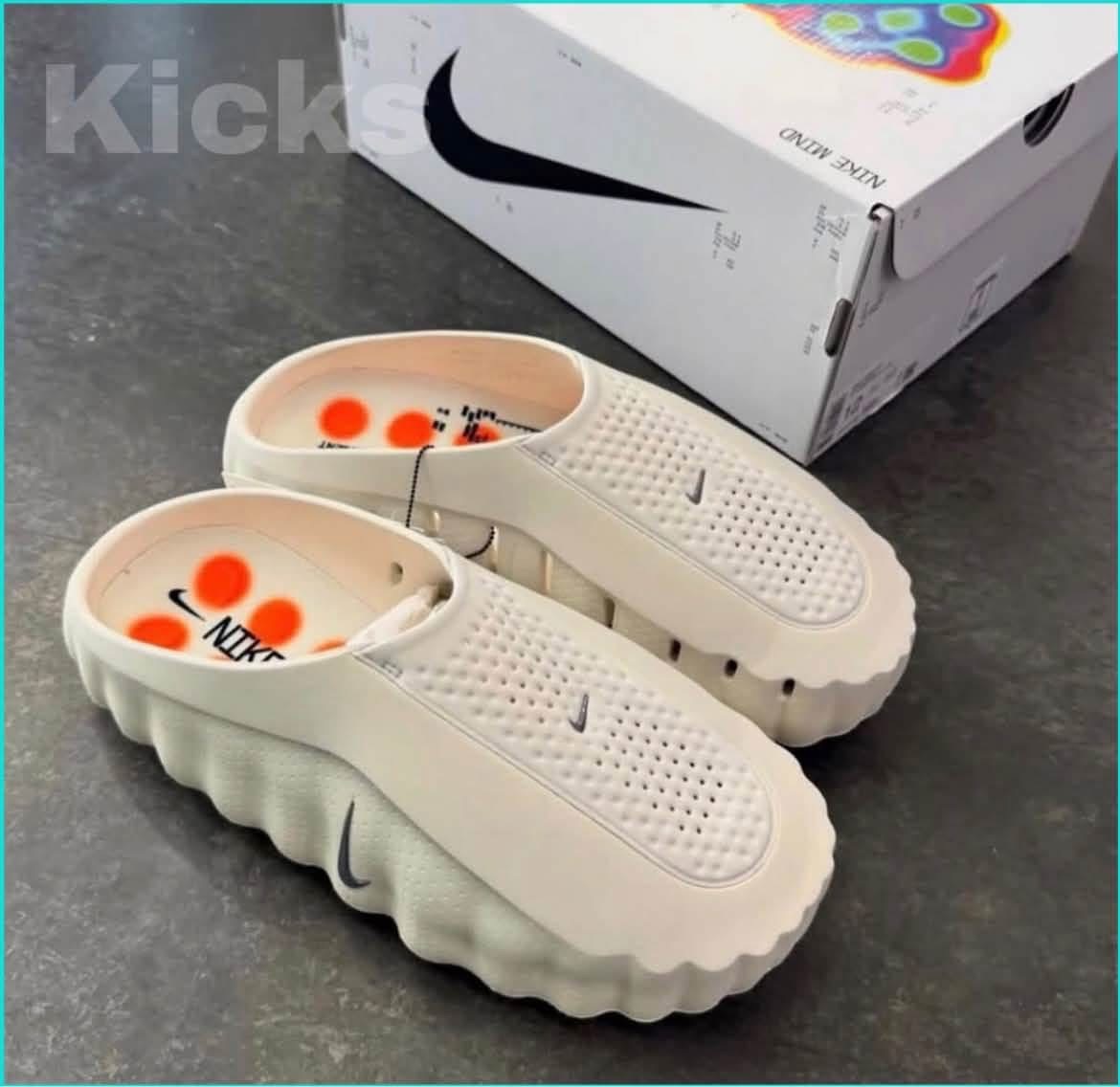 Nike Mind 001 Solar Red - Sandales Futuristes HQ4307-600