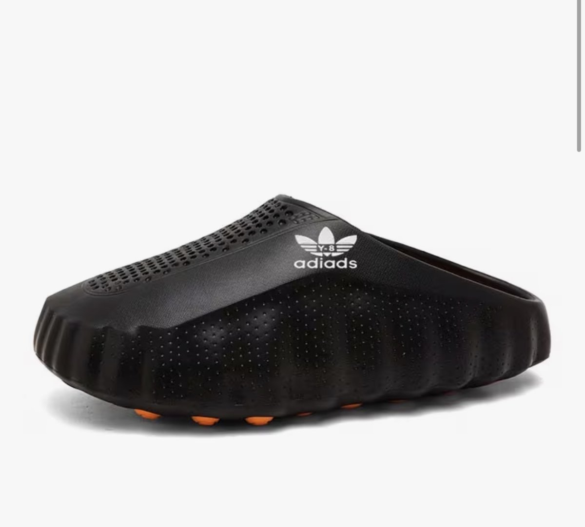 Sandales et claquettes, chaussures tendance