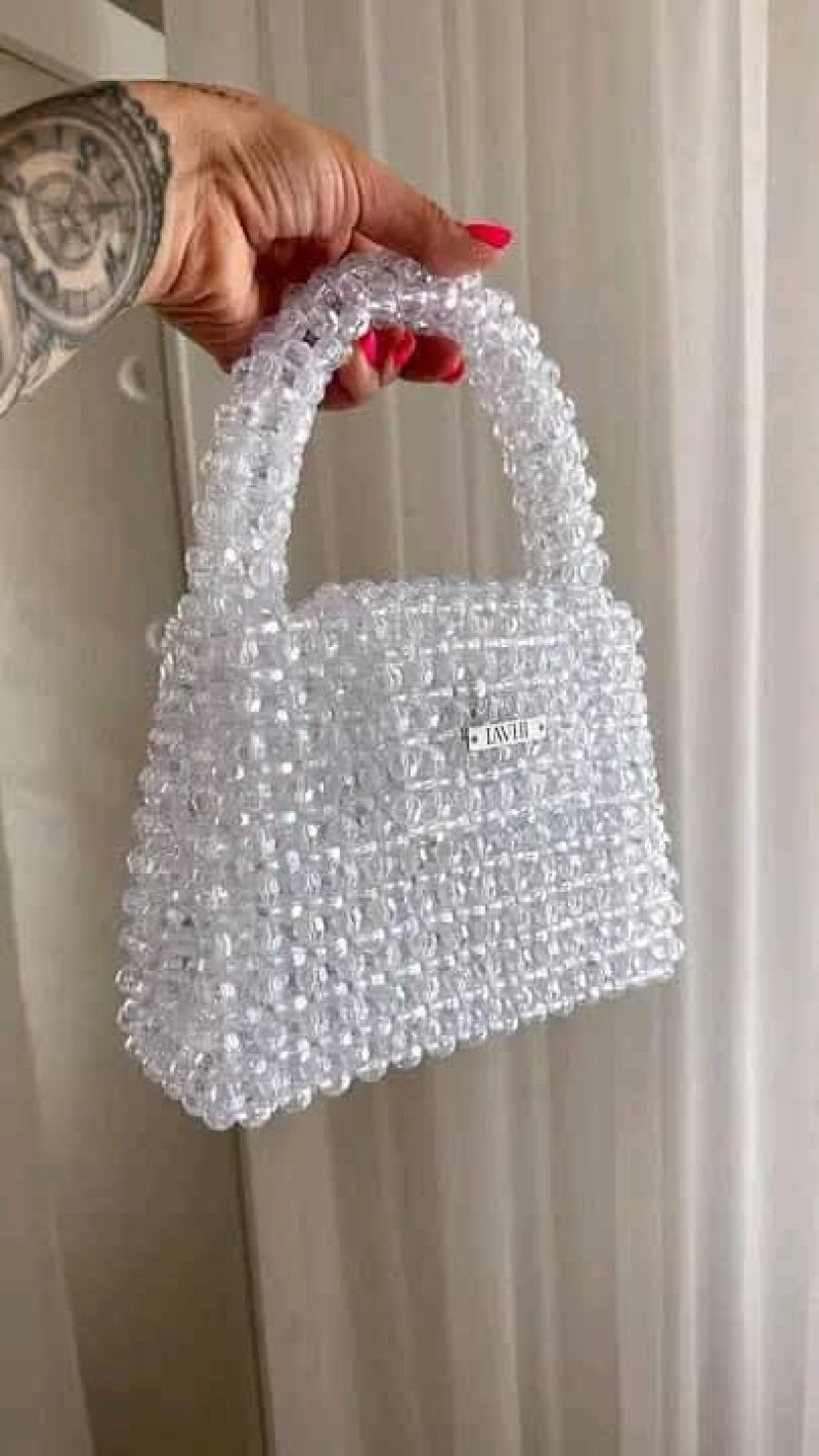 Sacs en perles artisanaux chics et soignés